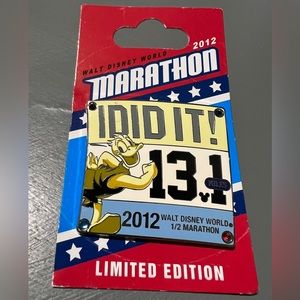 Walt Disney World Half Marathon 2012 Limited Edition 3000 Disney pin